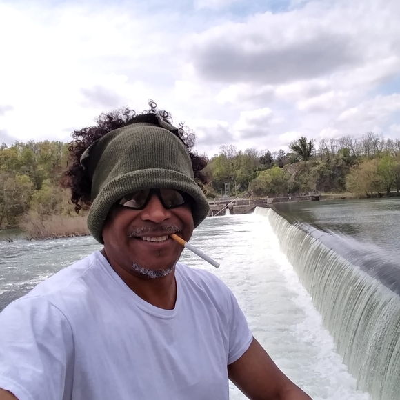 Meet your Posher, Curly - Picture 1 of 1